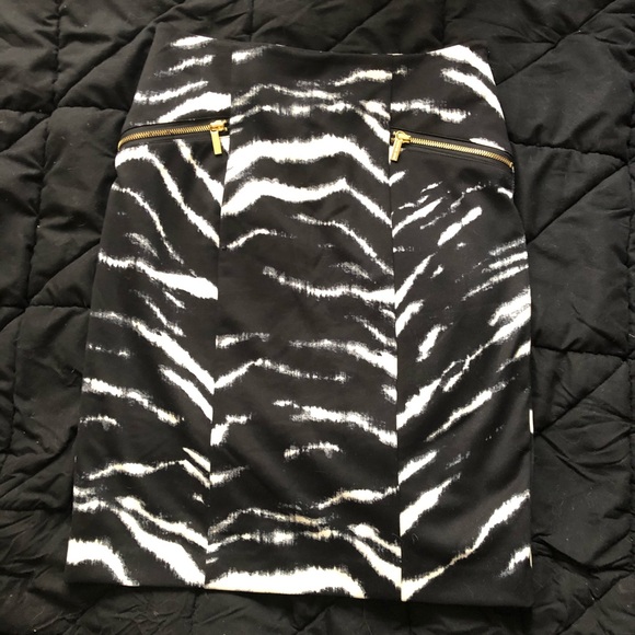 MICHAEL Michael Kors Navy Zebra Pencil Skirt - Picture 1 of 4